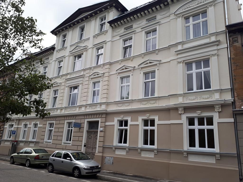 Poddasze Pokoje I Apartamenty Bromberg Exterior foto